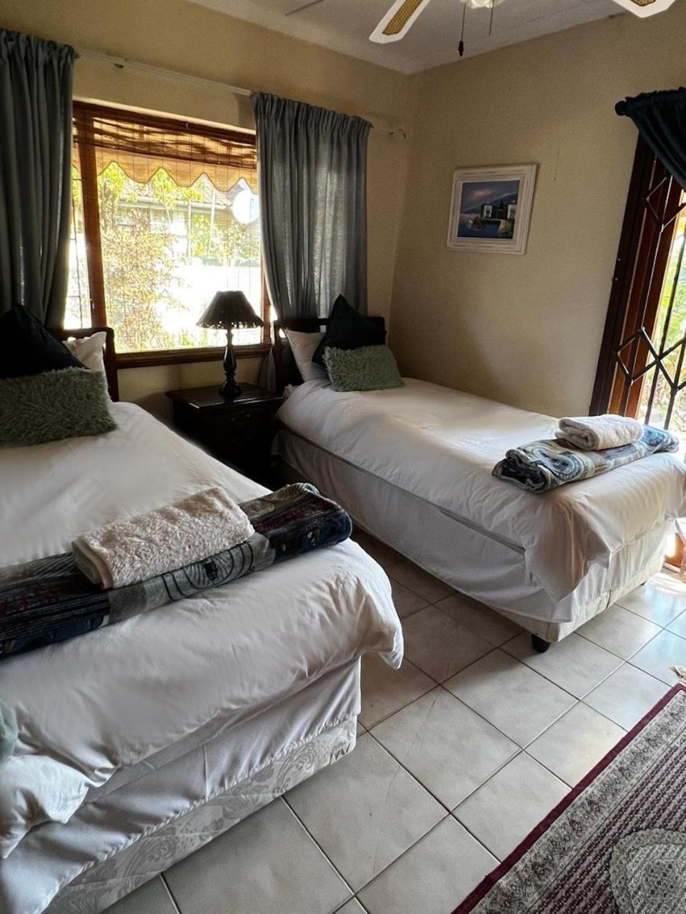 Bleu Bird Guesthouse Durban Eksteriør billede